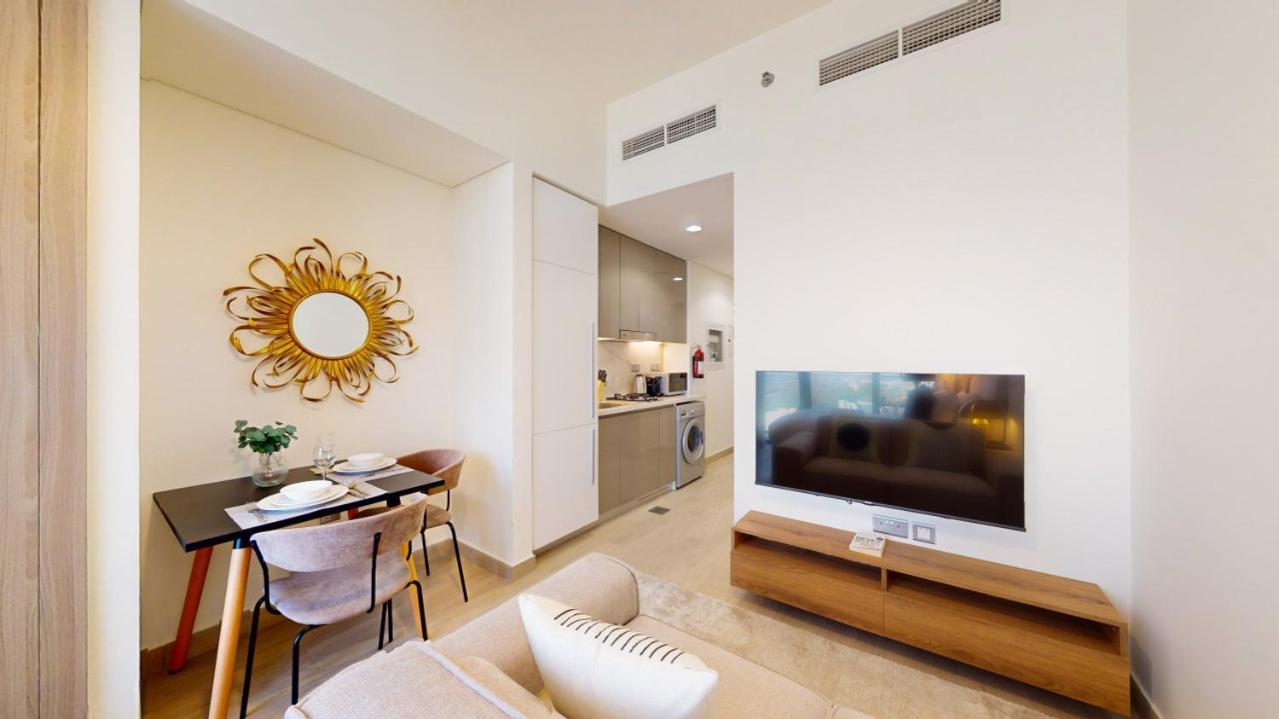 Azizi Riviera 29 - Aesthetic In Meydan *